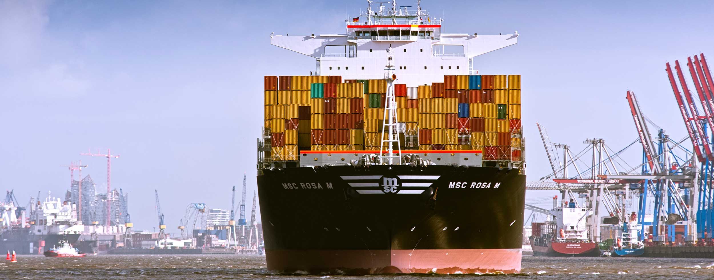 Image: Container ship at the harbour